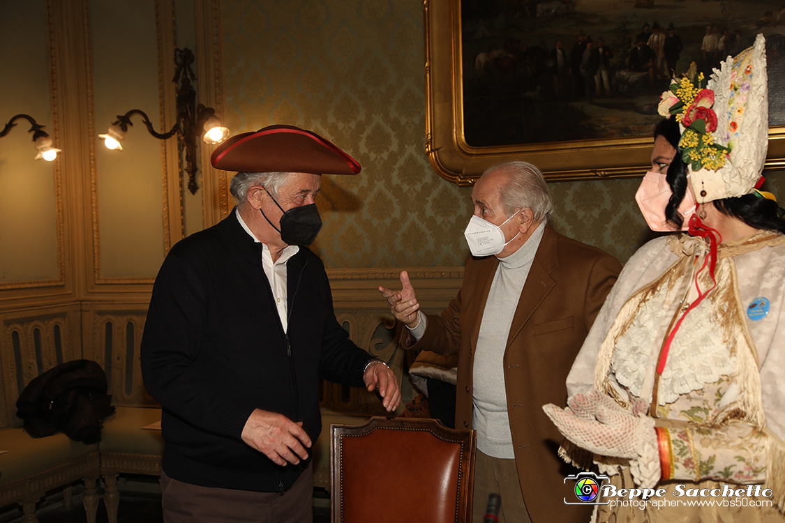 VBS_0784 - Investitura Ufficiale di Gianduja e presentazione Giacometta.jpg